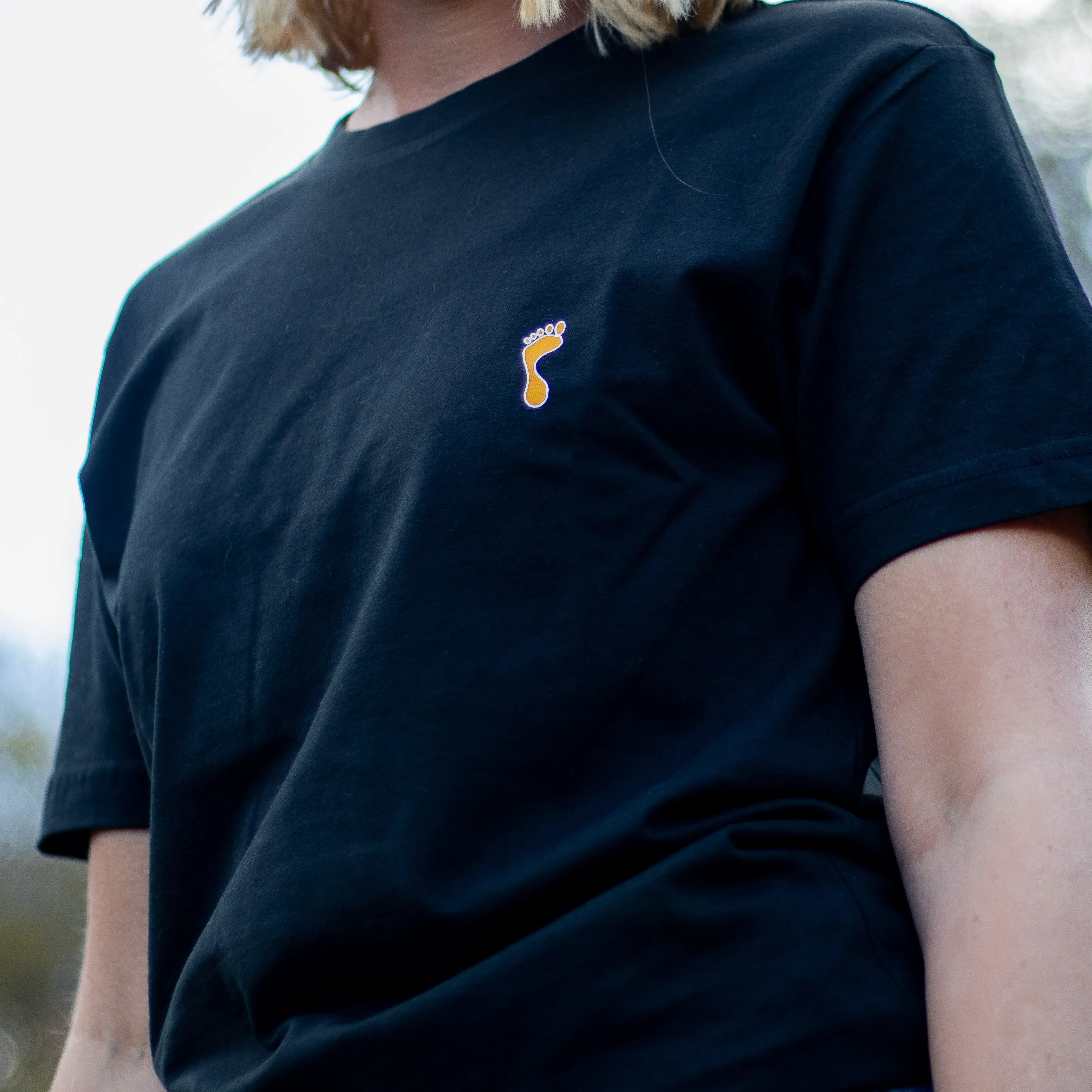 Barefoot Junkie Explore T-Shirt Black (Unisex Fit)