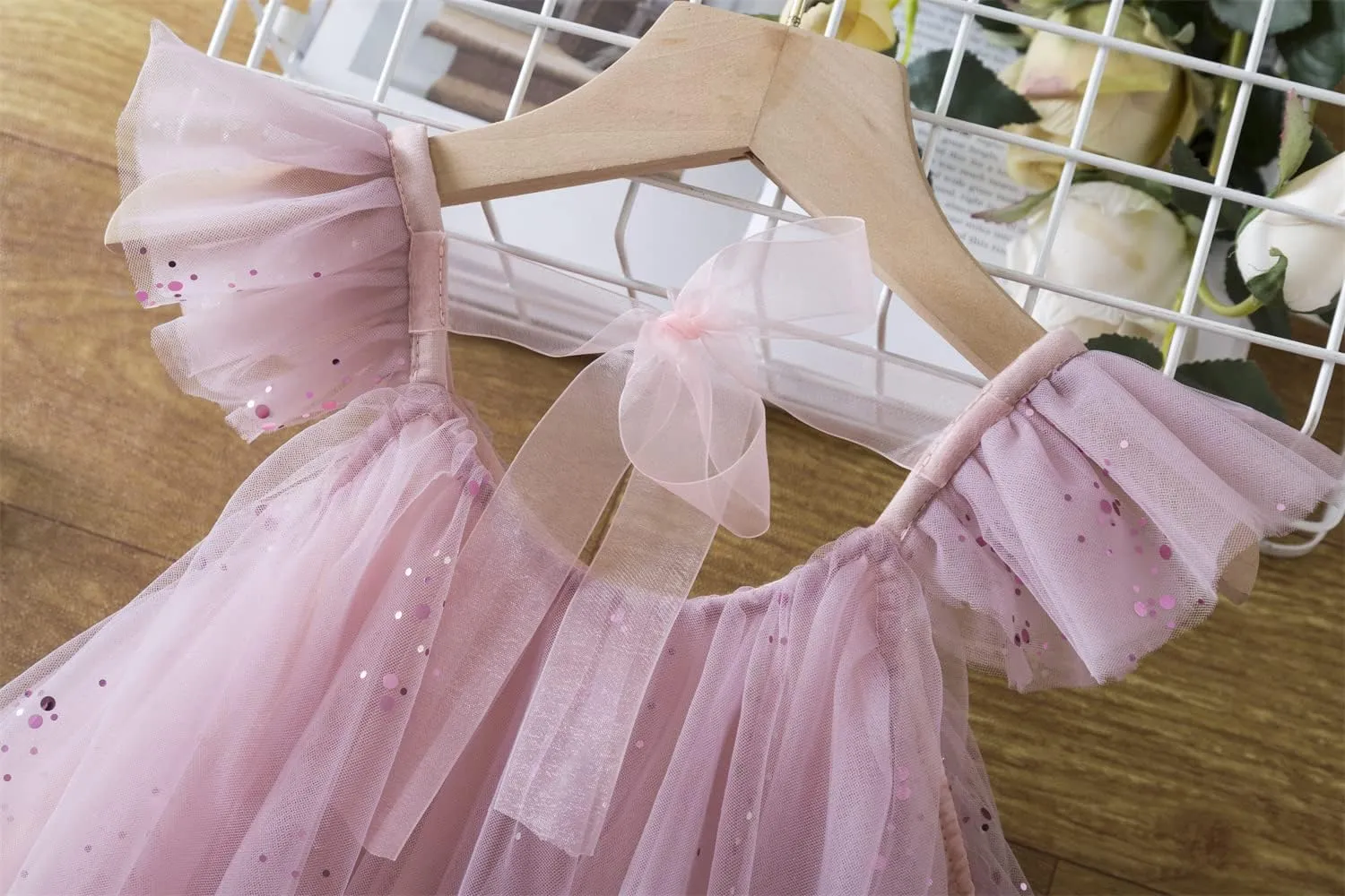 NNJXD Flower Girl's Wedding Dress Lace Sleeveless Tulle Summer Vintage Dresses